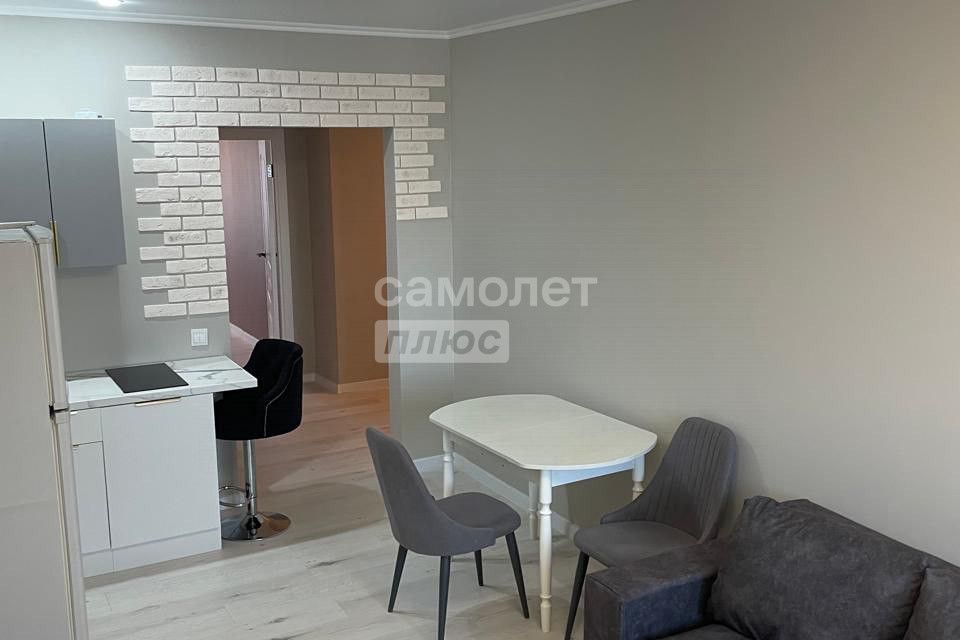 Продаётся 1-комнатная квартира, 45 м²