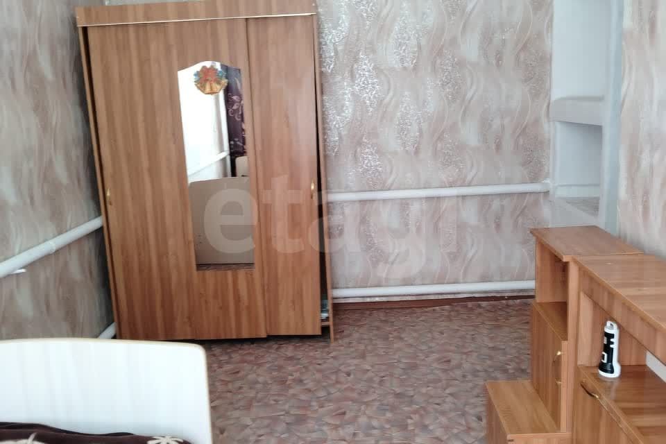 Продаётся 2-комнатная квартира, 40.7 м²