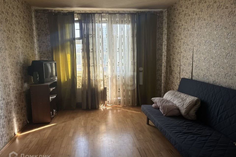 Продаётся 2-комнатная квартира, 76.6 м²