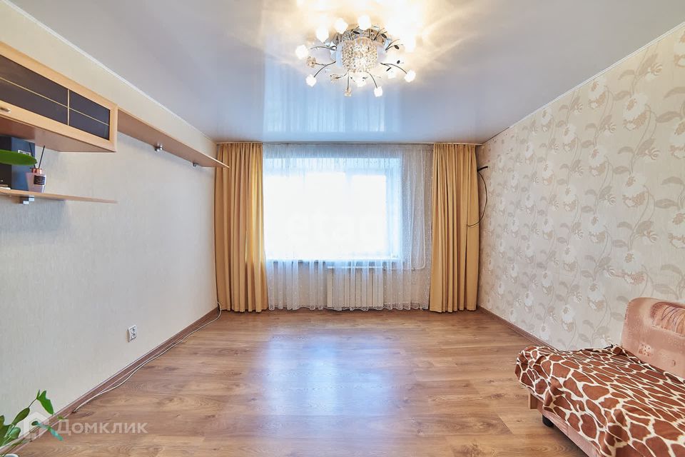 Продаётся 4-комнатная квартира, 79.9 м²