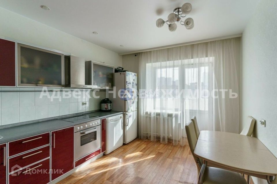 Продаётся 2-комнатная квартира, 68.6 м²