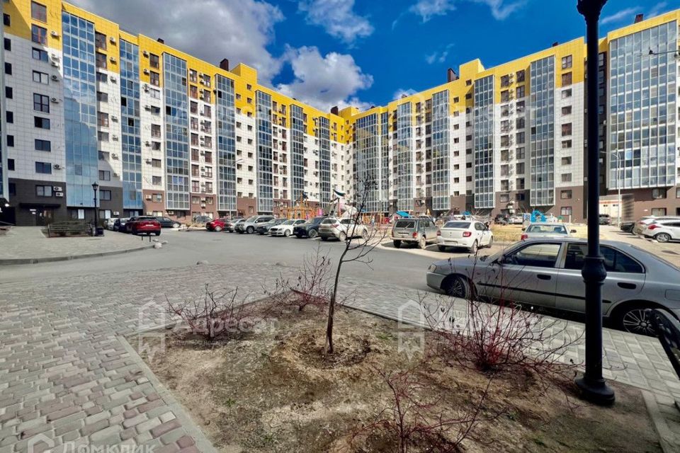Продаётся 4-комнатная квартира, 107.9 м²