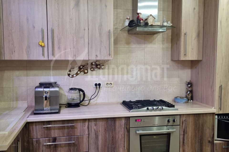 Продаётся 3-комнатная квартира, 82.1 м²