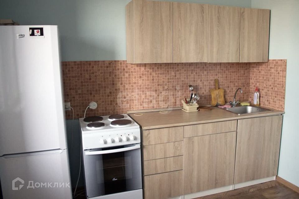 Продаётся 1-комнатная квартира, 42.2 м²