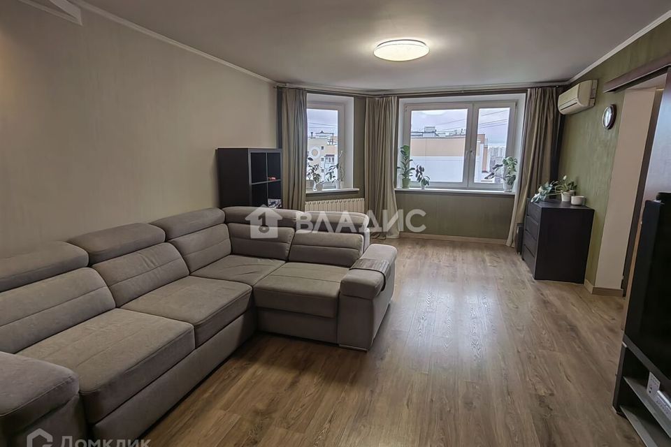 Продаётся 2-комнатная квартира, 67.1 м²