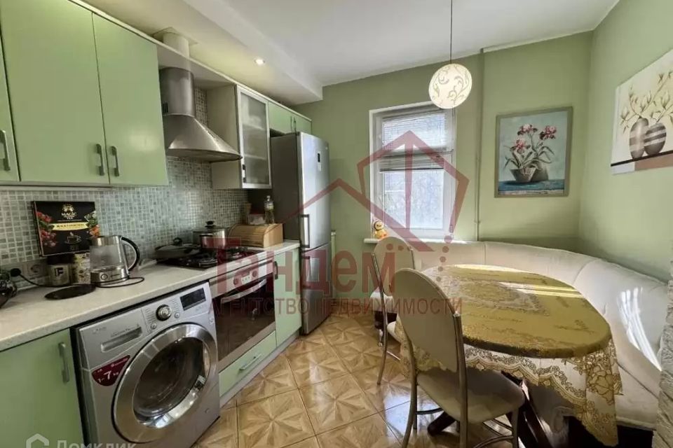 Продаётся 4-комнатная квартира, 85 м²