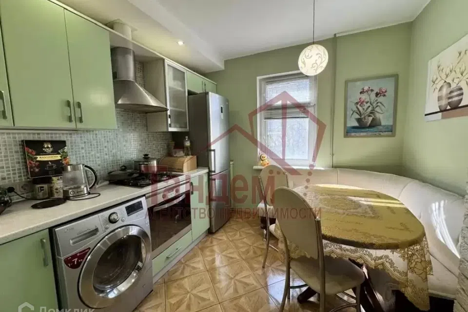 Продаётся 4-комнатная квартира, 85 м²