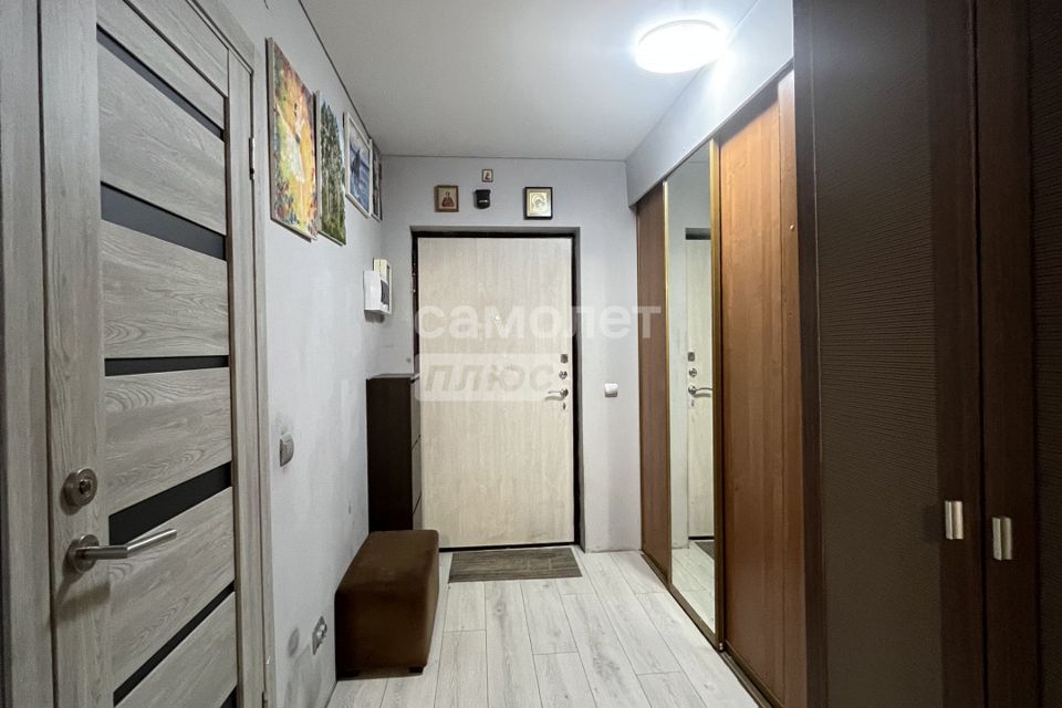 Продаётся 2-комнатная квартира, 42.3 м²