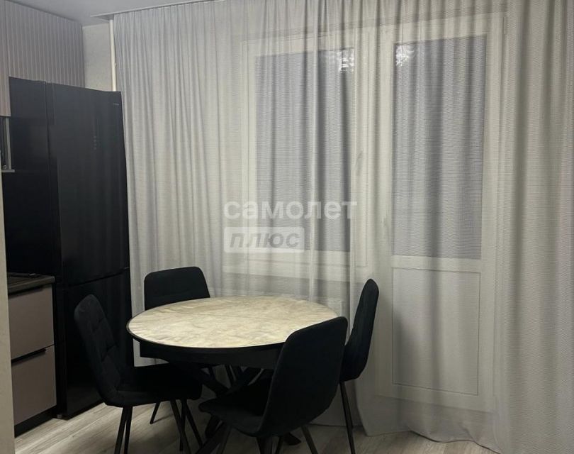 Продаётся 2-комнатная квартира, 64 м²