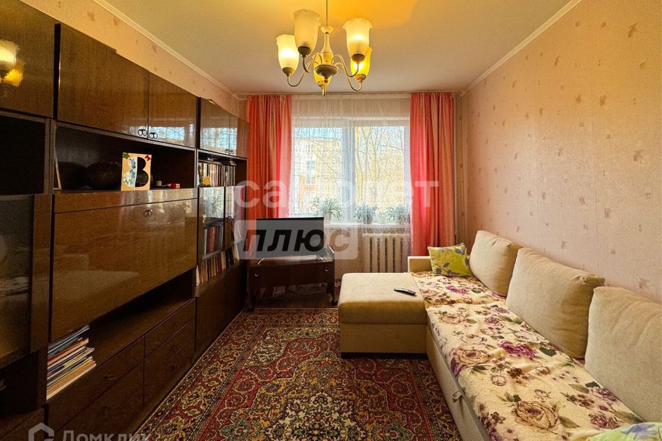 Продаётся 2-комнатная квартира, 42.3 м²