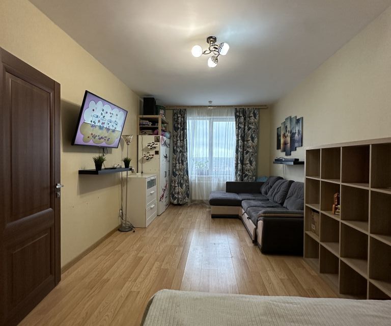 Продаётся 1-комнатная квартира, 38 м²