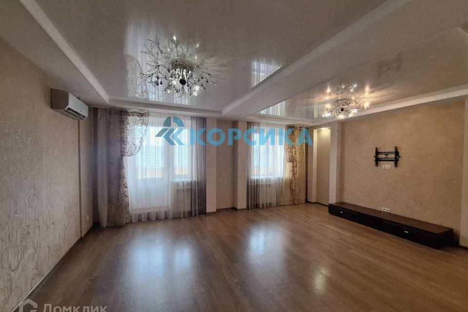 Продаётся 3-комнатная квартира, 97.6 м²