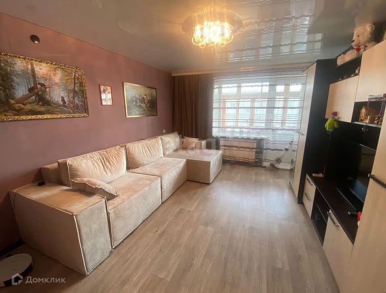 Продаётся 3-комнатная квартира, 60.5 м²