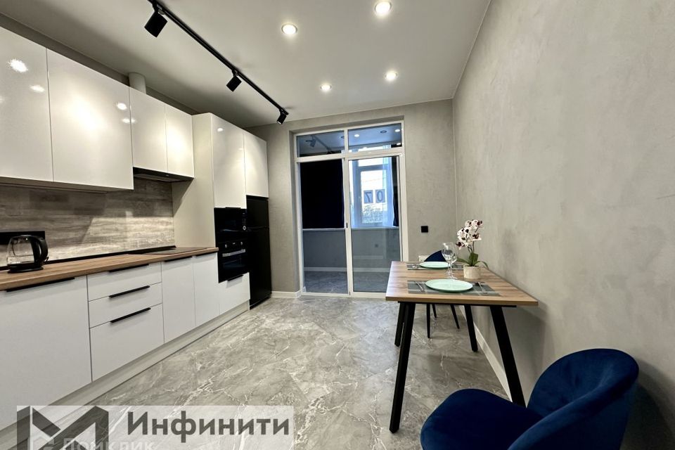 Продаётся 1-комнатная квартира, 46 м²