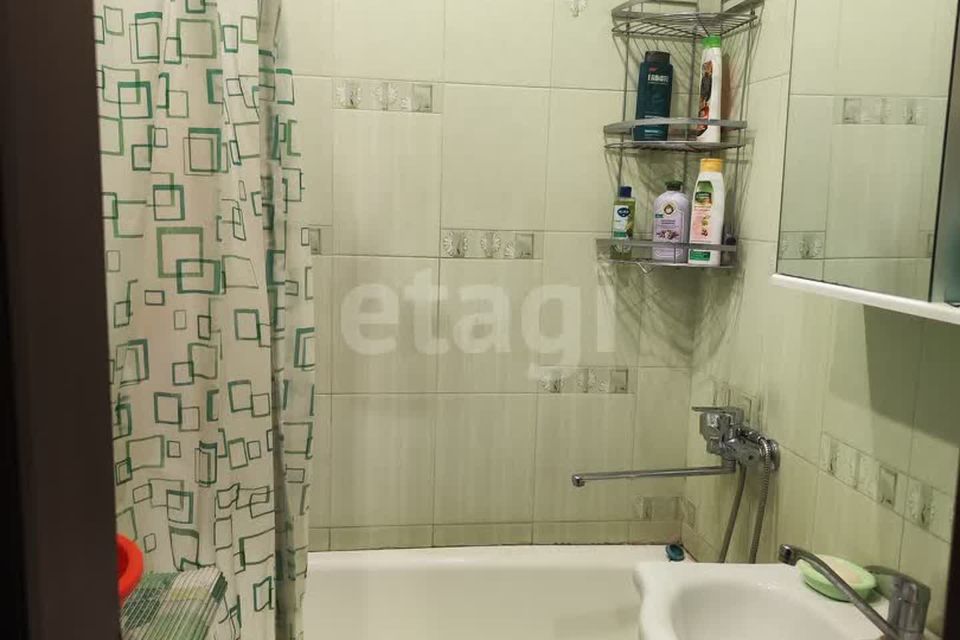 Продаётся 3-комнатная квартира, 58.9 м²