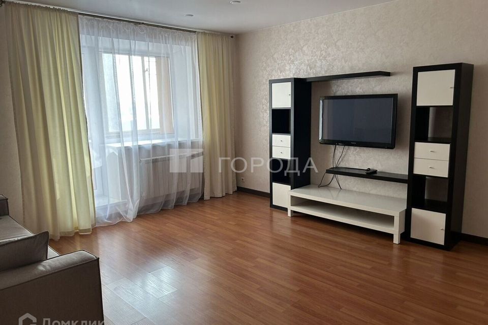 Сдаётся 1-комнатная квартира, 52 м²