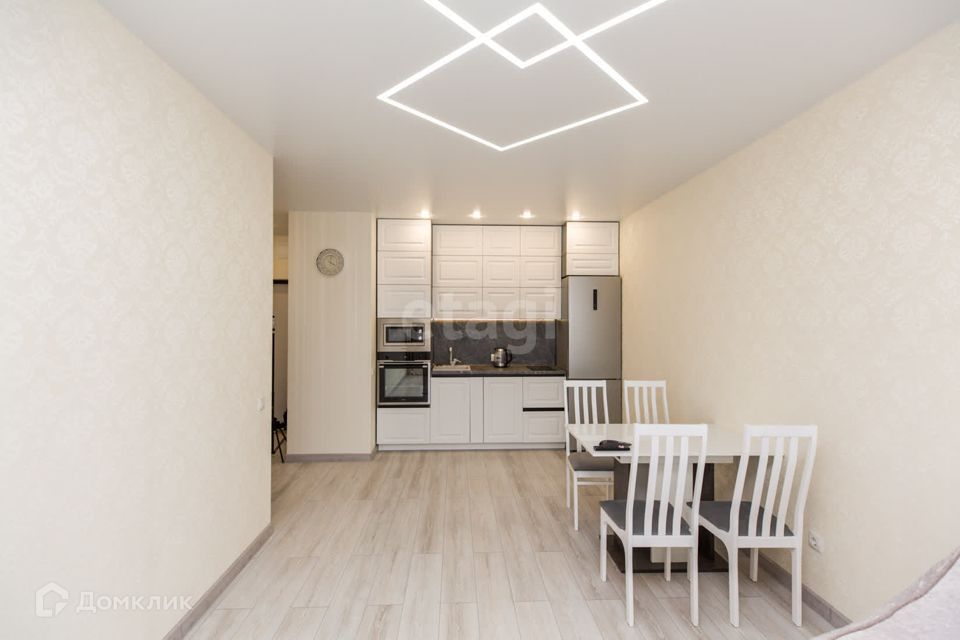 Сдаётся 1-комнатная квартира, 52 м²