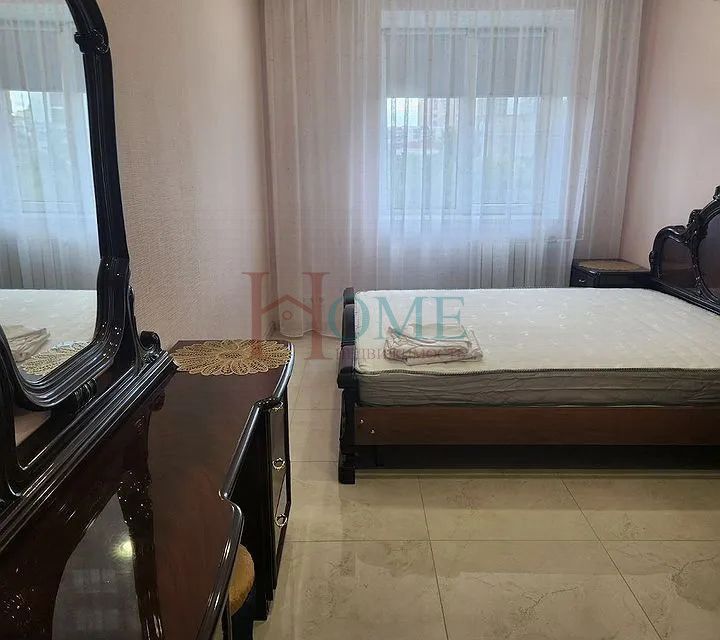Сдаётся 2-комнатная квартира, 68 м²