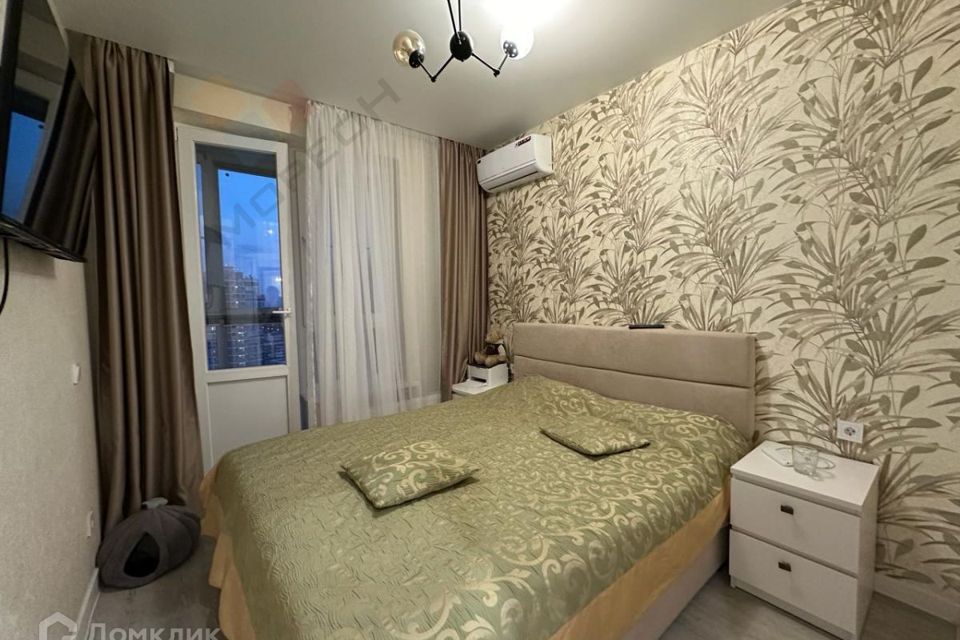 Продаётся 1-комнатная квартира, 37.8 м²
