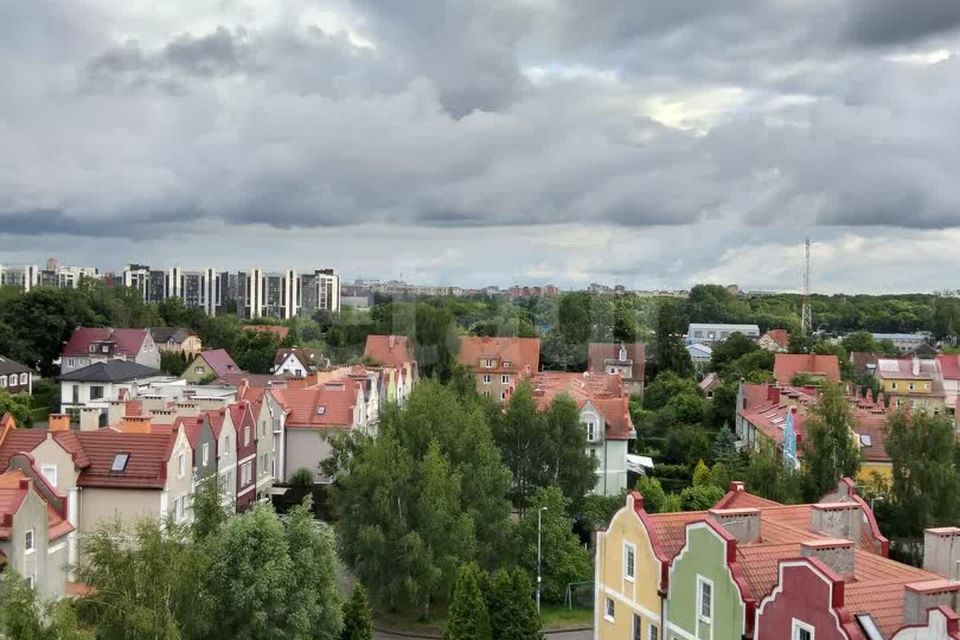 Продаётся 2-комнатная квартира, 75.3 м²