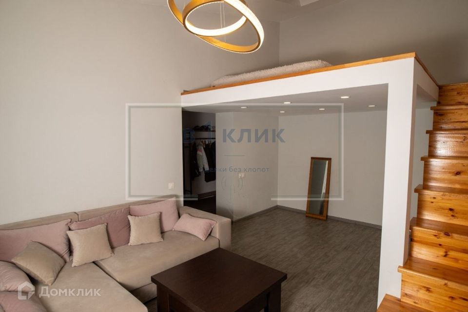 Продаётся 2-комнатная квартира, 58.3 м²