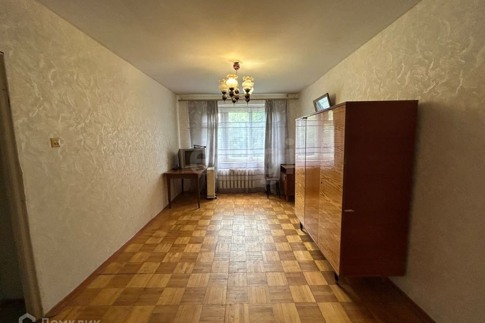 Продаётся 1-комнатная квартира, 37.4 м²
