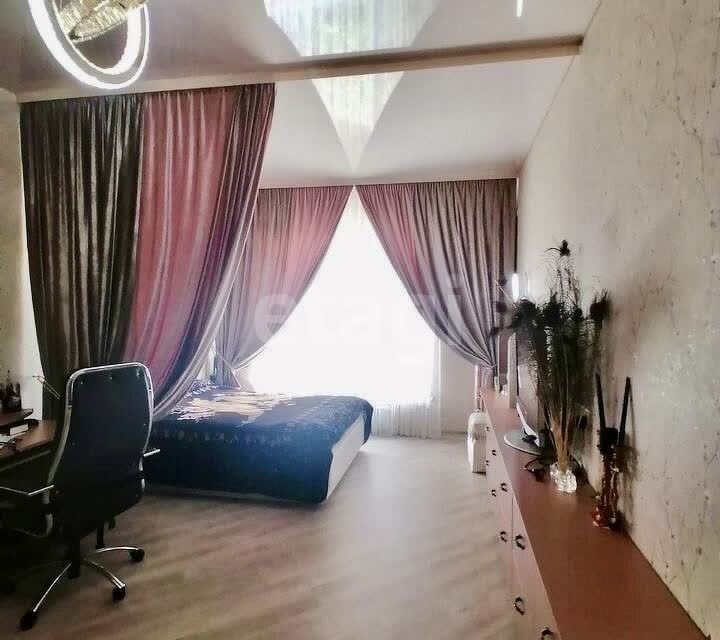 Продаётся 2-комнатная квартира, 55.4 м²