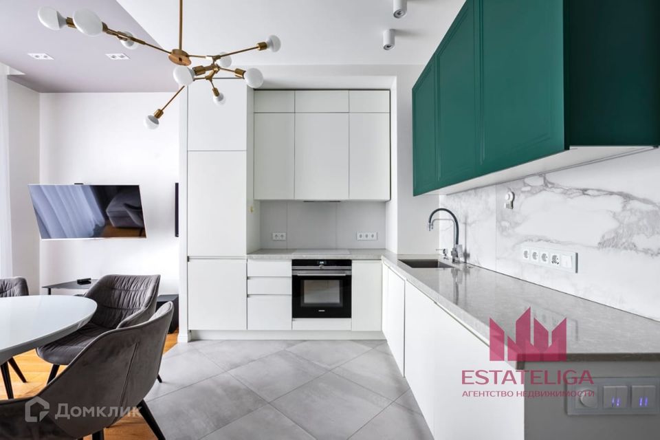 Продаётся 2-комнатная квартира, 72.4 м²