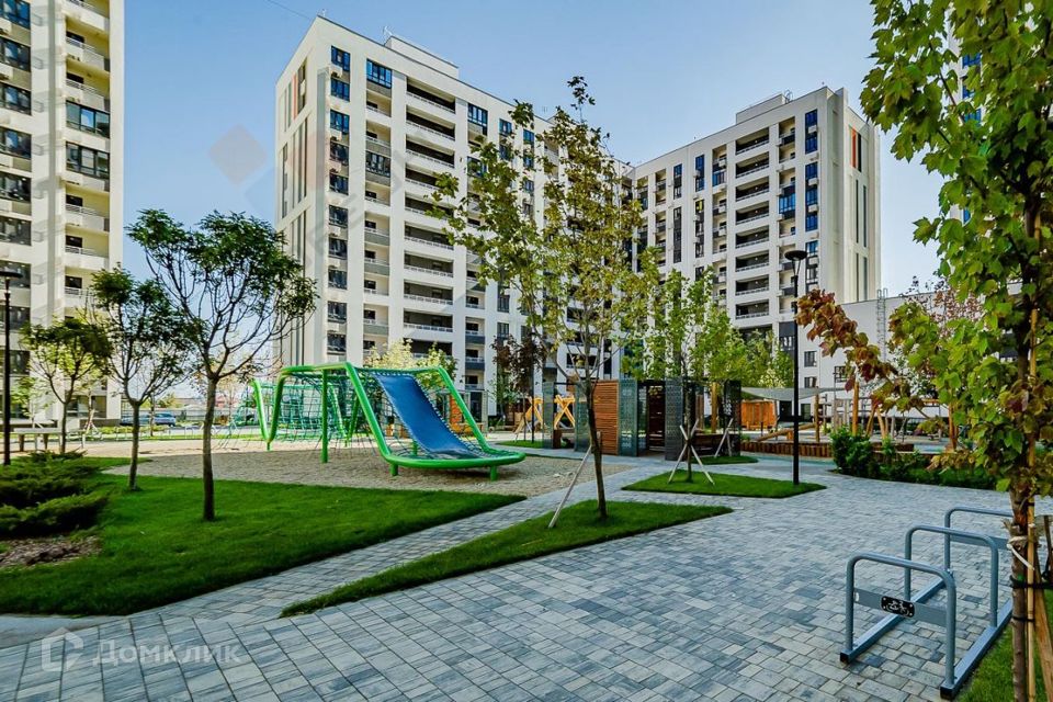 Продаётся 1-комнатная квартира, 61.19 м²