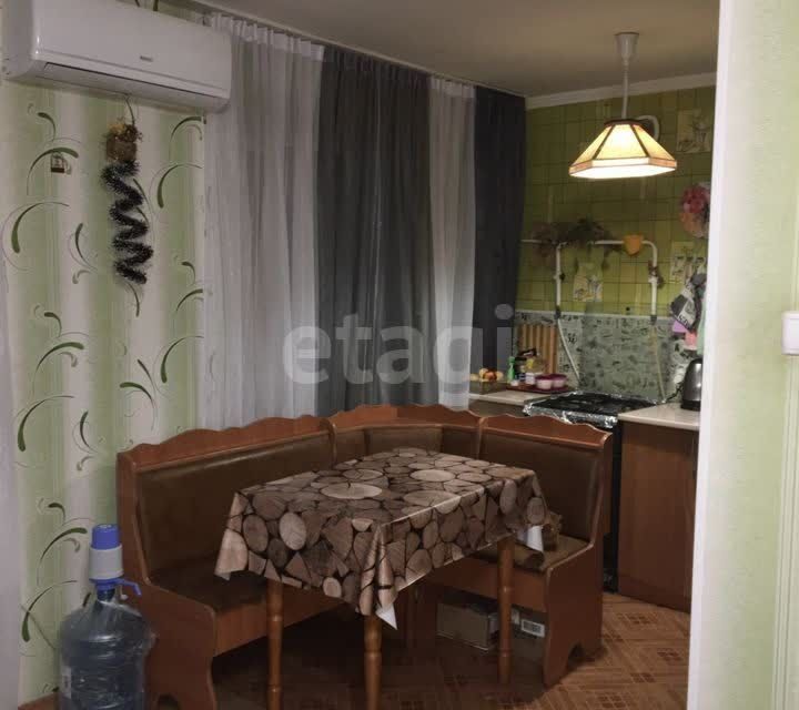 Продаётся 3-комнатная квартира, 55.3 м²