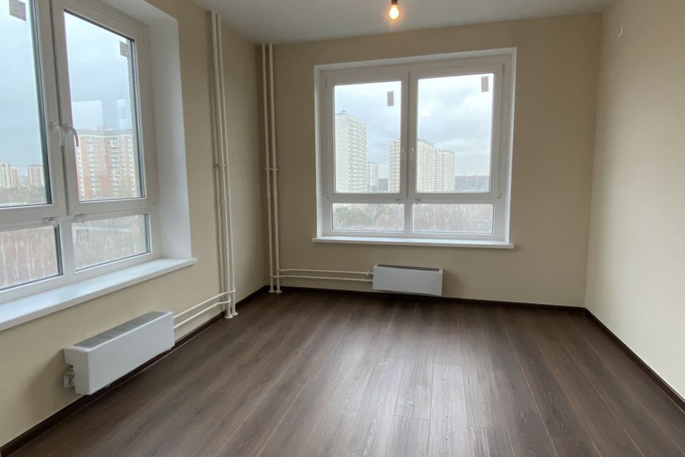 Продаётся 4-комнатная квартира, 83.9 м²