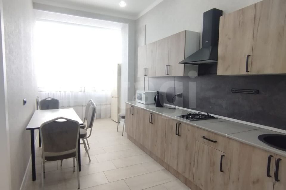 Продаётся 3-комнатная квартира, 110 м²