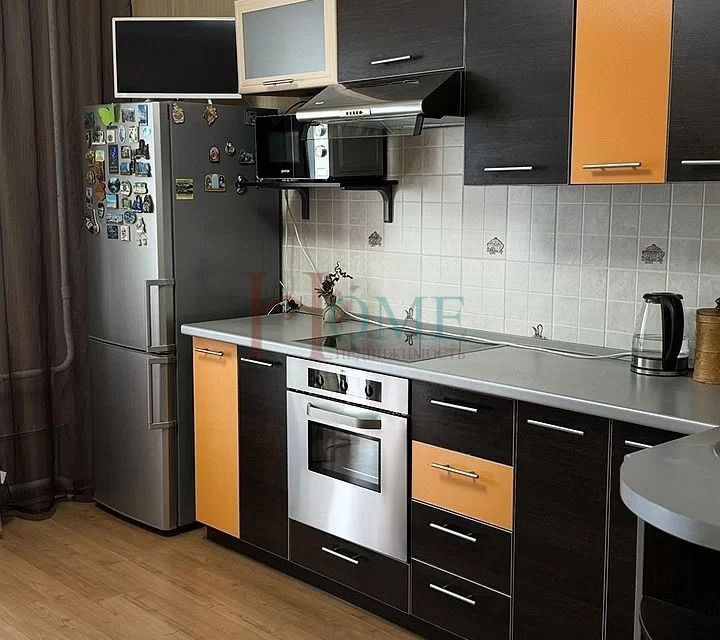Сдаётся 2-комнатная квартира, 62 м²