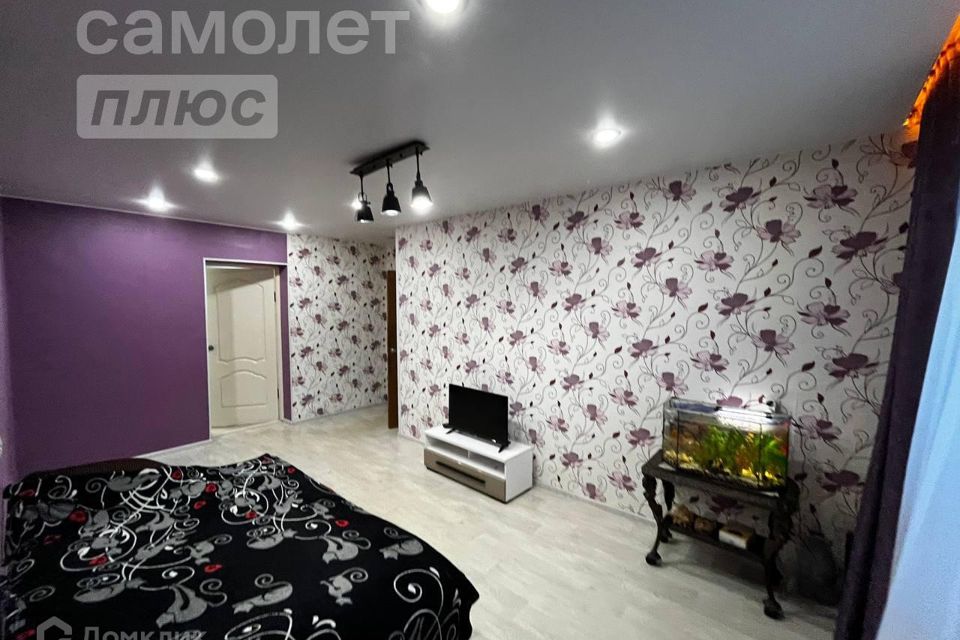 Продаётся 3-комнатная квартира, 57.2 м²