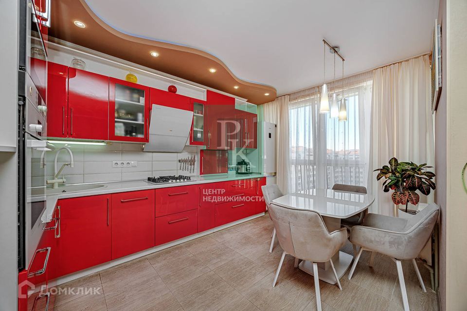 Продаётся 3-комнатная квартира, 114.57 м²
