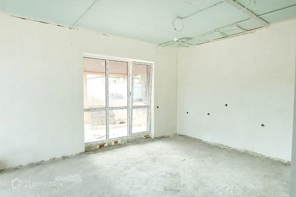 Продаётся 1-этажный дом, 100 м²