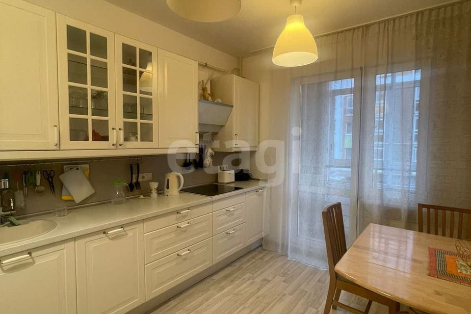 Сдаётся 2-комнатная квартира, 60.3 м²