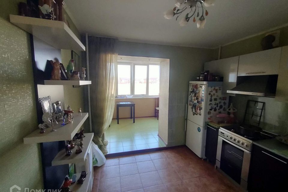 Сдаётся 1-комнатная квартира, 51 м²