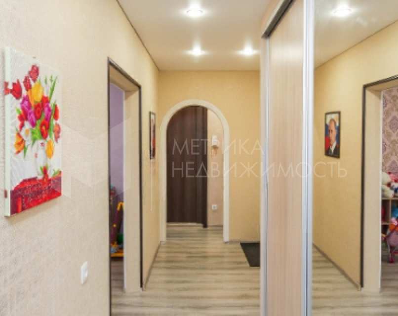 Продаётся 2-комнатная квартира, 68.9 м²