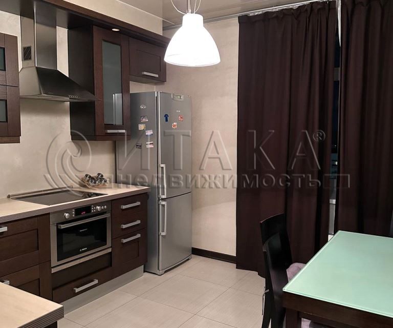 Сдаётся 1-комнатная квартира, 50 м²