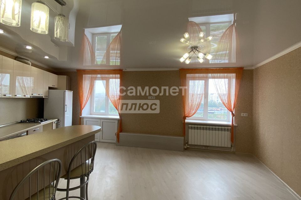 Продаётся 3-комнатная квартира, 74 м²
