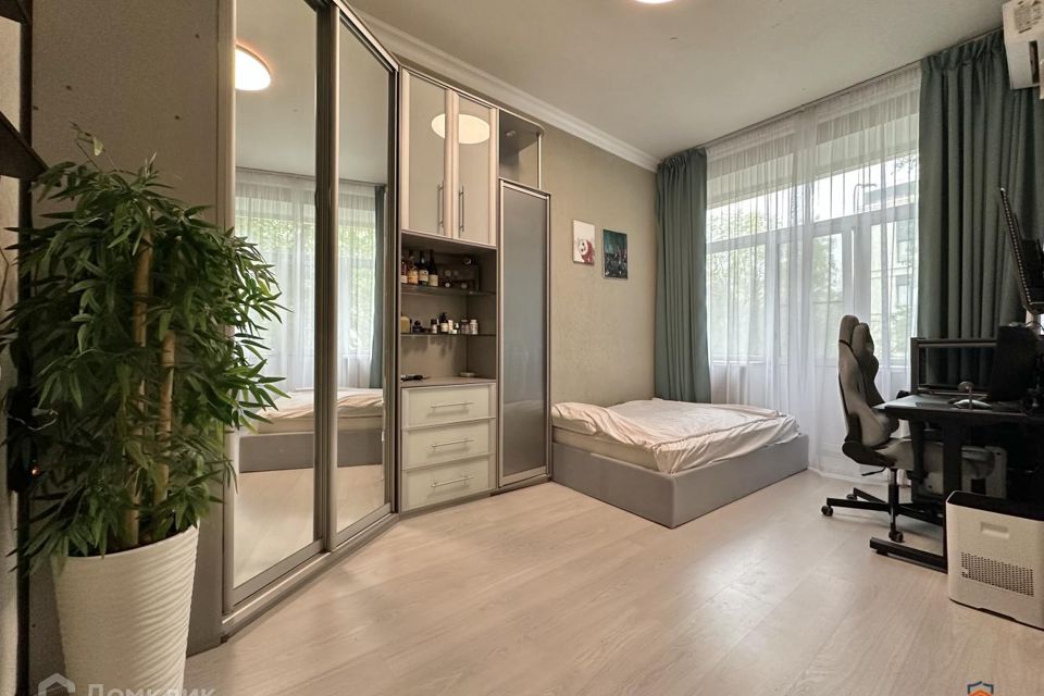 Продаётся 3-комнатная квартира, 80 м²