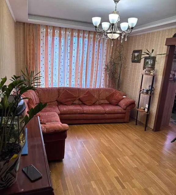 Продаётся 3-комнатная квартира, 62.7 м²