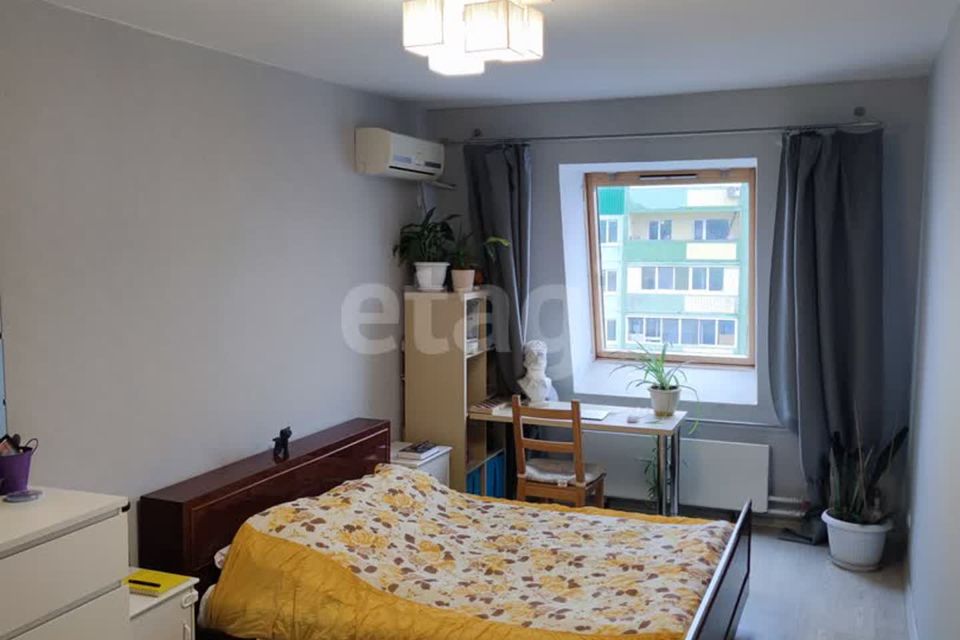 Продаётся 3-комнатная квартира, 69.6 м²