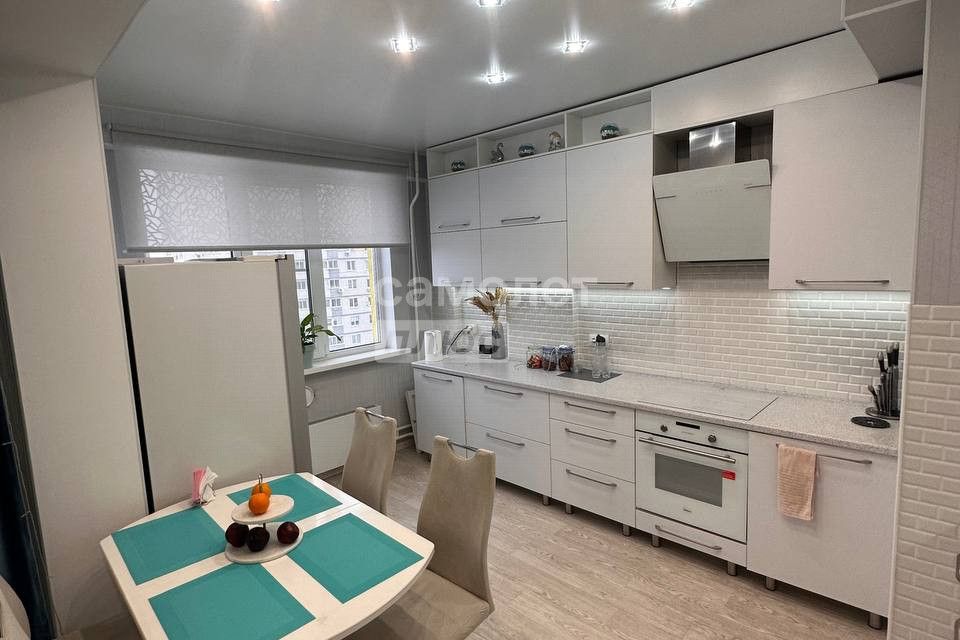 Продаётся 2-комнатная квартира, 78.8 м²