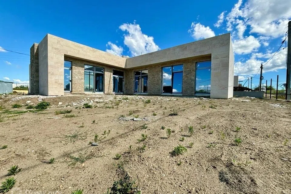 Продаётся 1-этажный дом, 140 м²