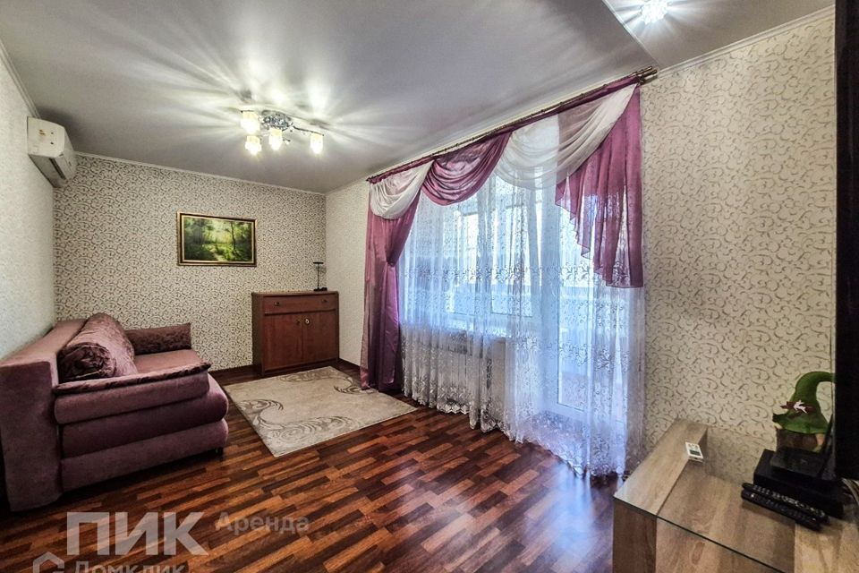Сдаётся 2-комнатная квартира, 53.7 м²
