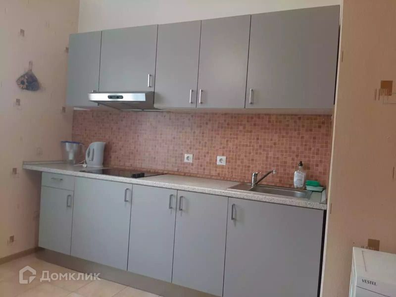 Сдаётся 1-комнатная квартира, 40 м²