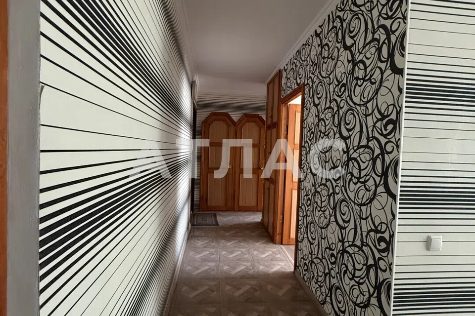 Продаётся 3-комнатная квартира, 63.3 м²