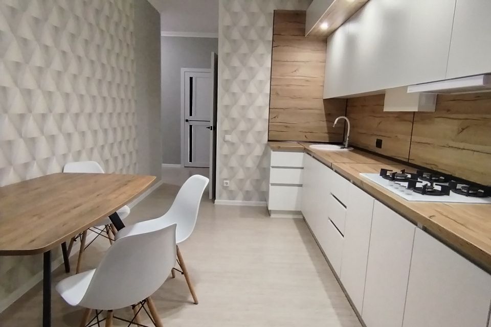 Продаётся 1-комнатная квартира, 46 м²